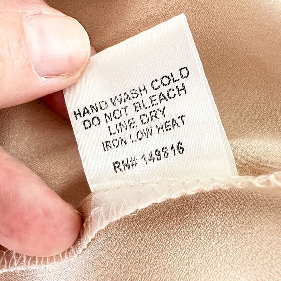 Fore Blouse Women L Champagne Nude Pink Blush Silky Satin Button Down Long Slv - Picture 6 of 8